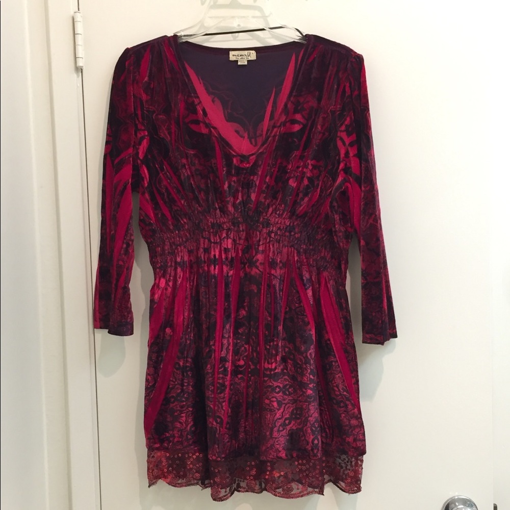 One World Red Tunic Lg